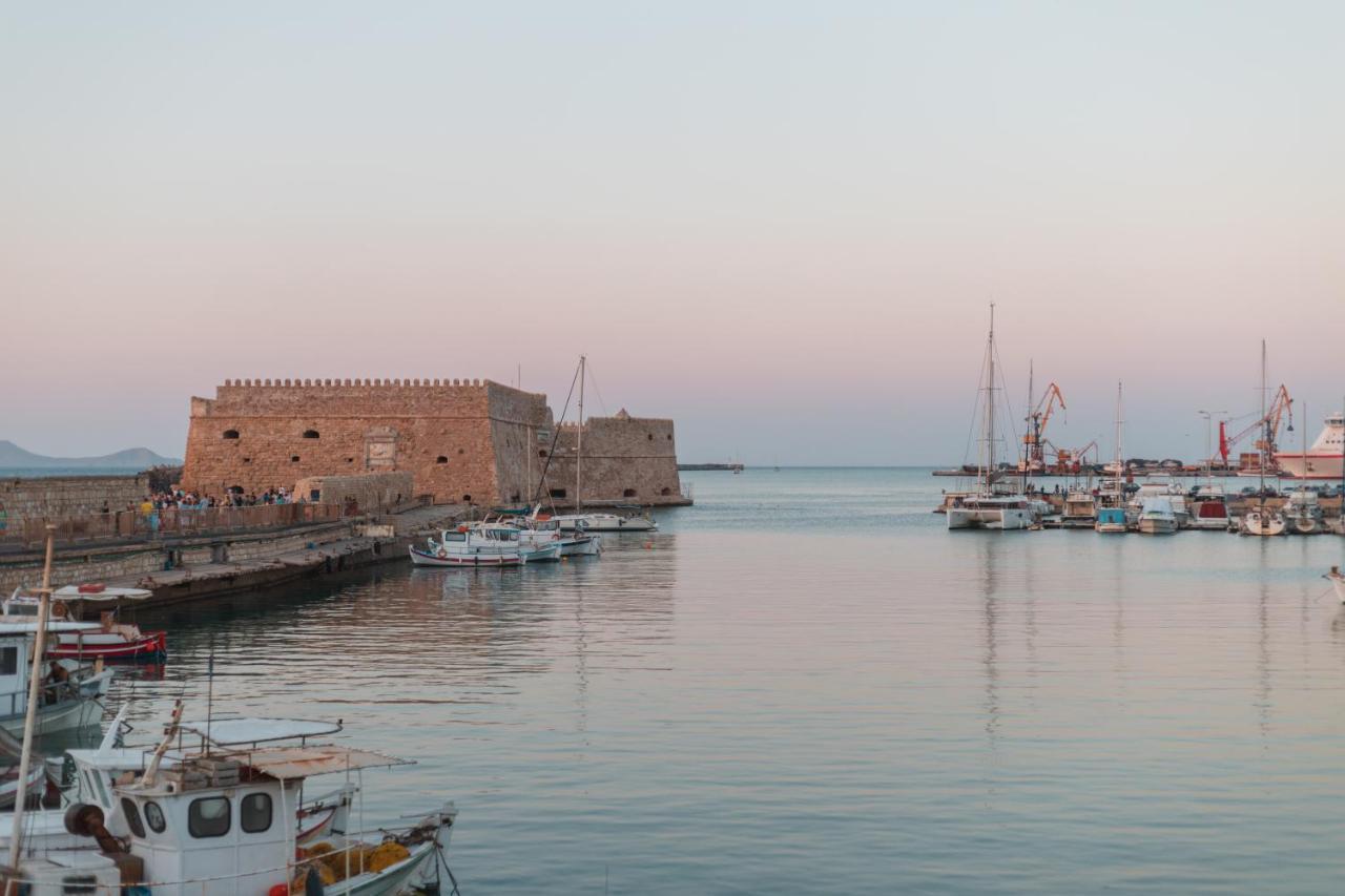 Athina Secret Apartments Adults Only Iraklio Exteriér fotografie